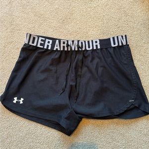 Under Armour Athletic Shorts Size Small